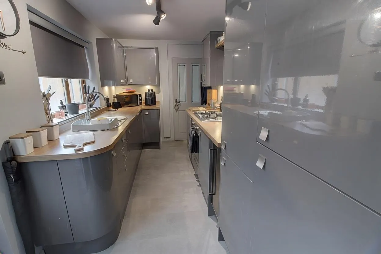 Church Road, Hartshill, CV10, photo 5