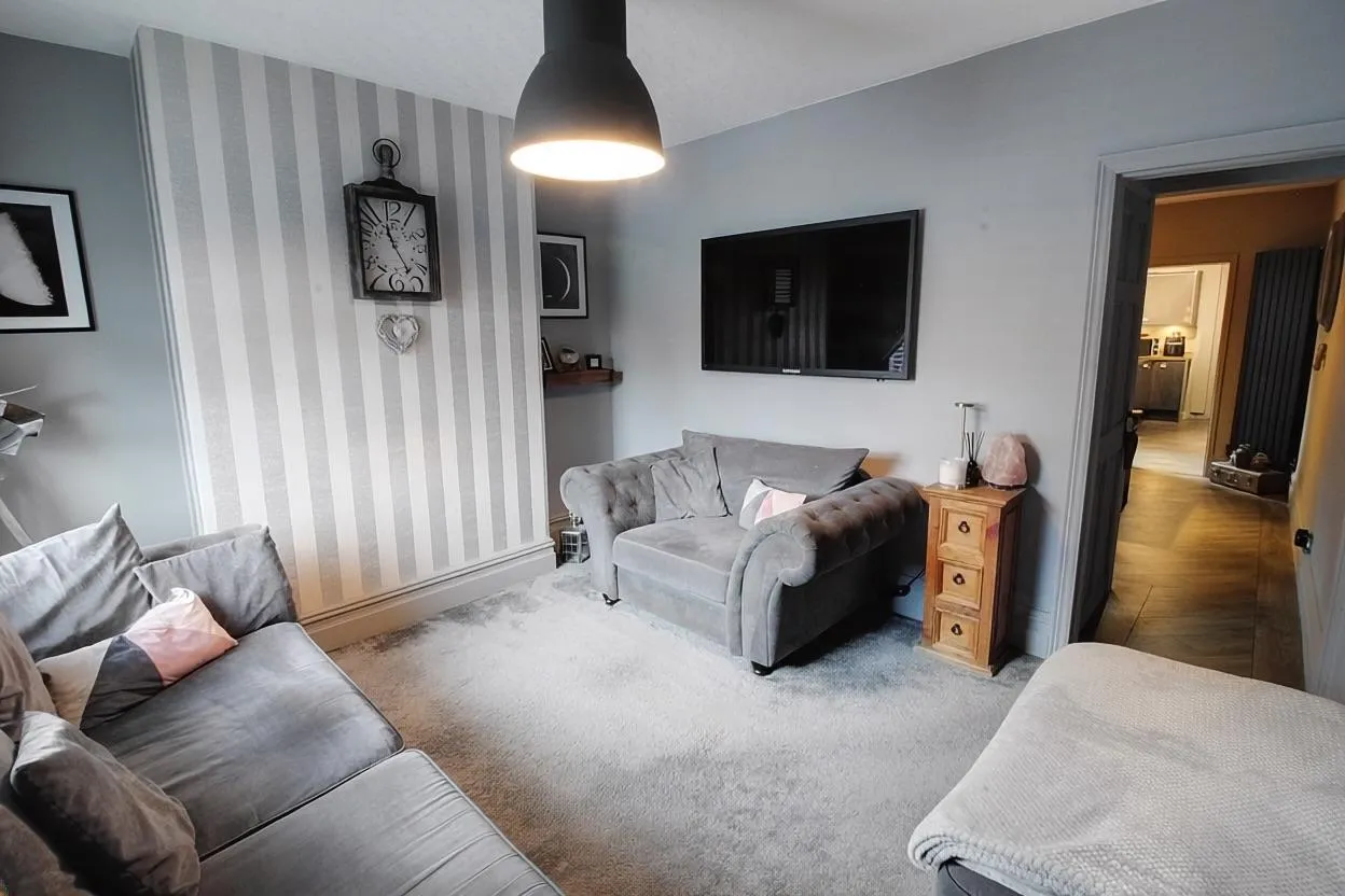 Church Road, Hartshill, CV10, photo 3