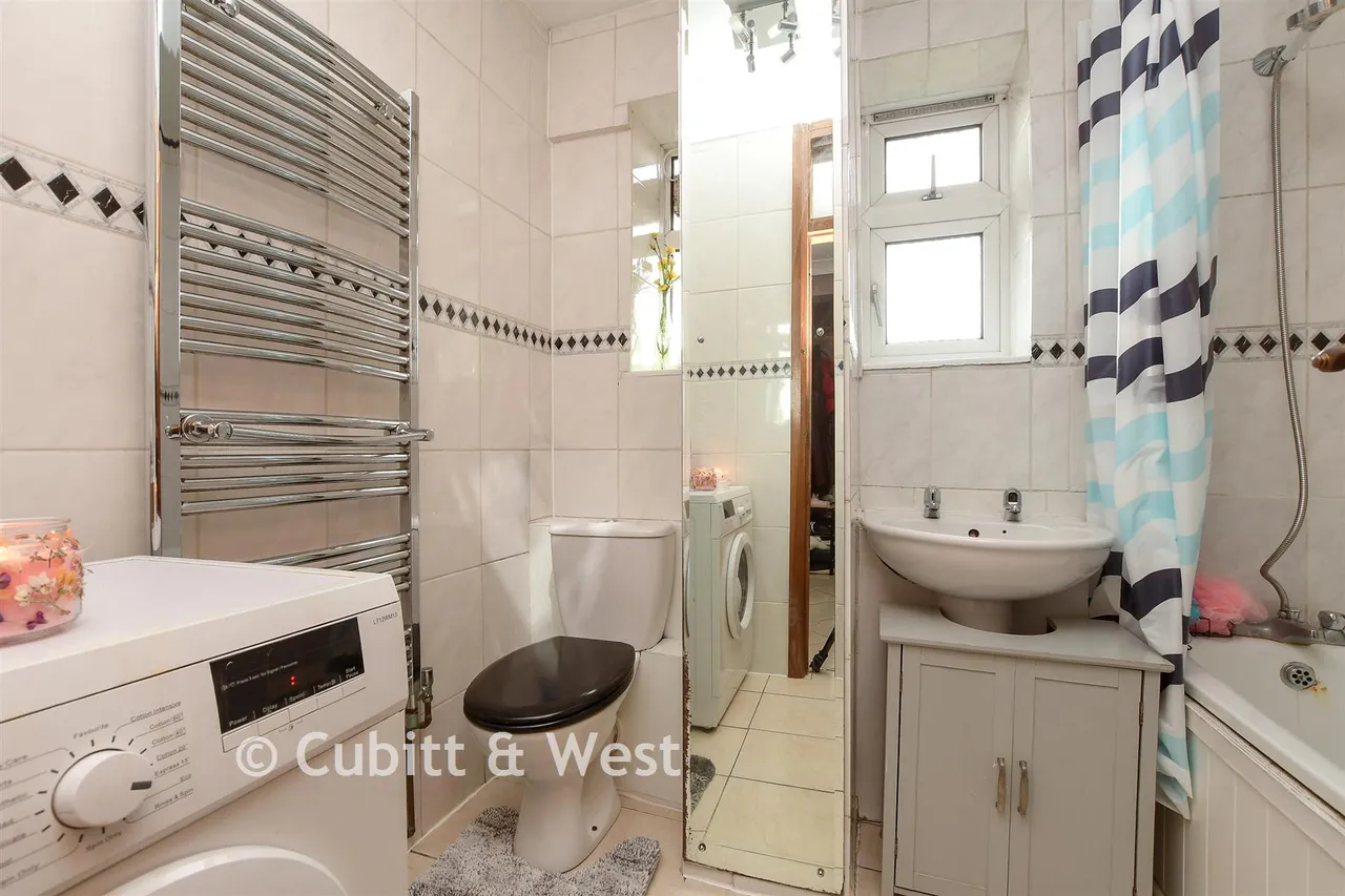 Radstock Way, Merstham, RH1, photo 9