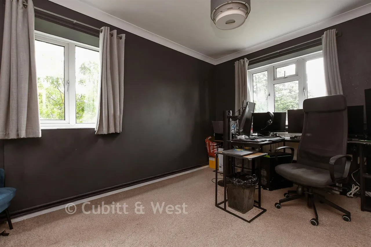 Radstock Way, Merstham, RH1, photo 6