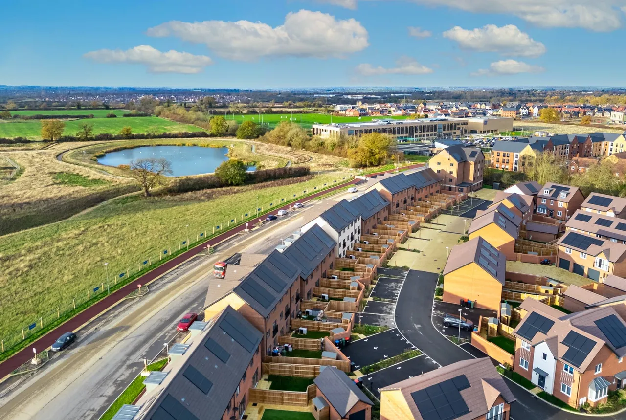 Barrosa Way, Whitehouse, Milton Keynes, MK8 1LN, photo 11