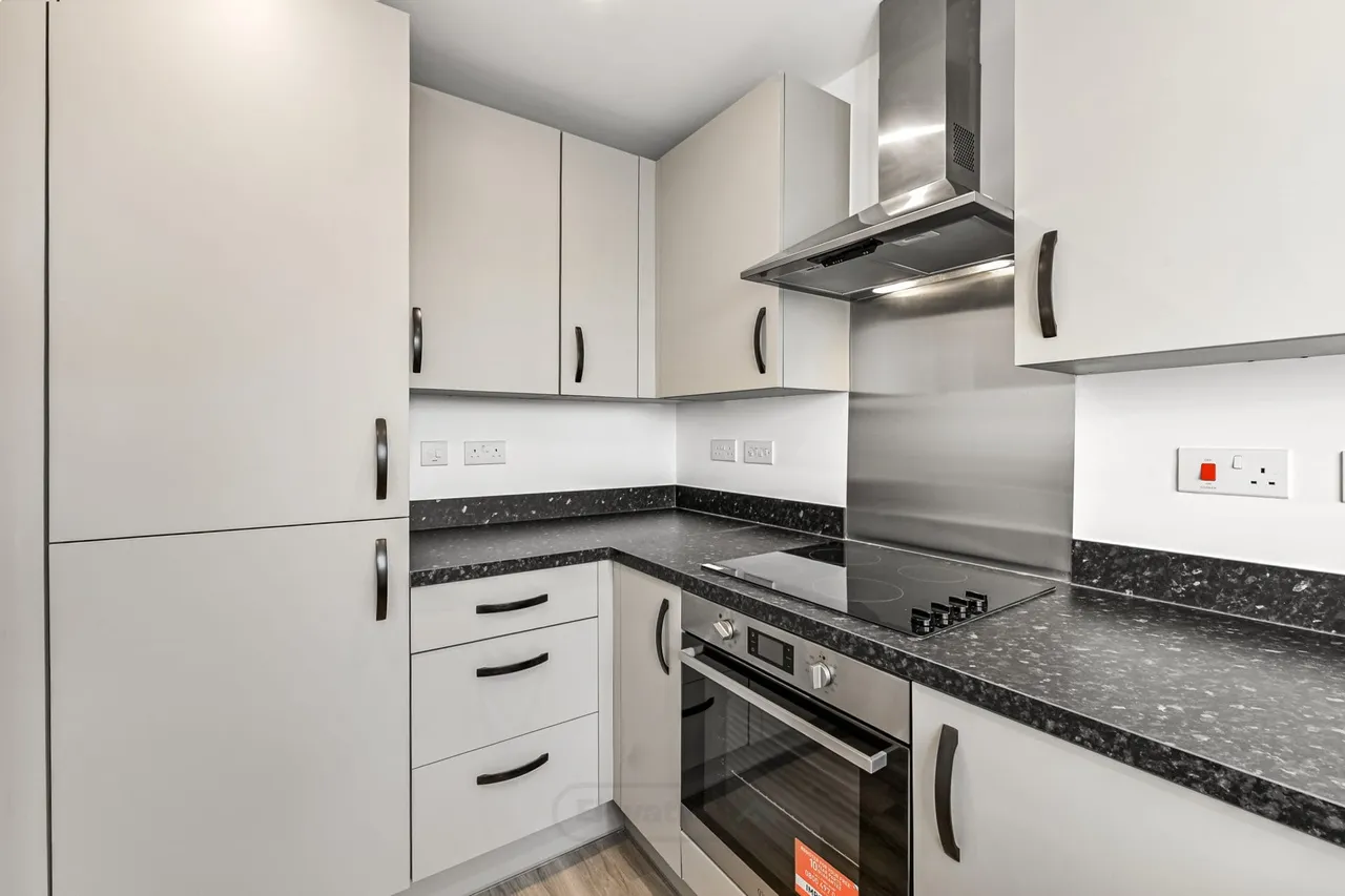 Barrosa Way, Whitehouse, Milton Keynes, MK8 1LN, photo 3