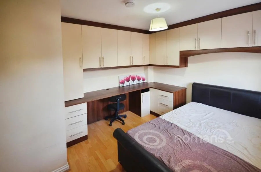 Earls Lane, Slough, SL1, photo 2