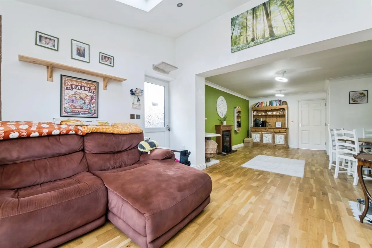 Bramley Close, Tiverton, EX16, photo 6