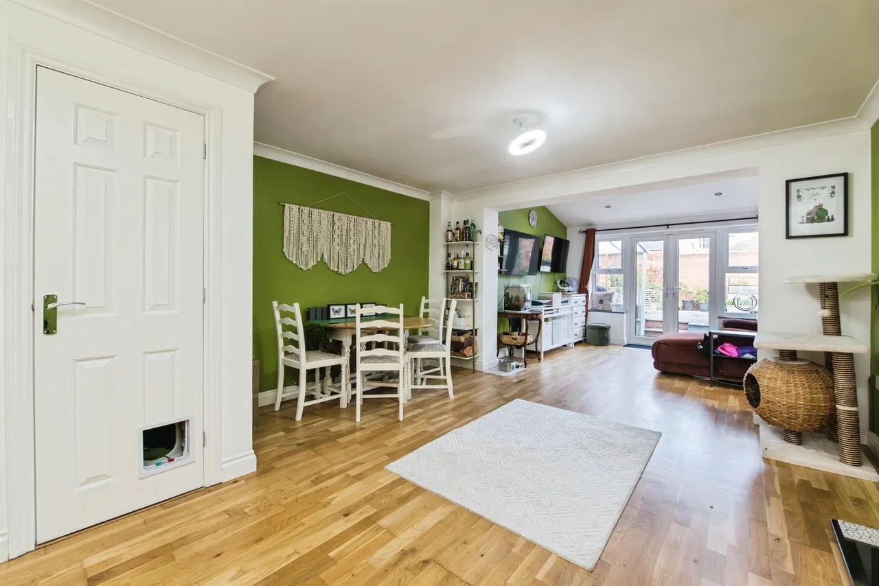 Bramley Close, Tiverton, EX16, photo 4