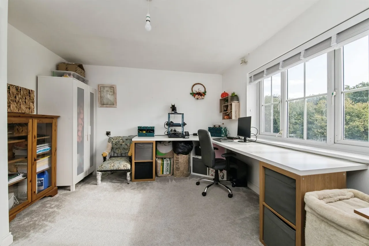 Bramley Close, Tiverton, EX16, photo 10