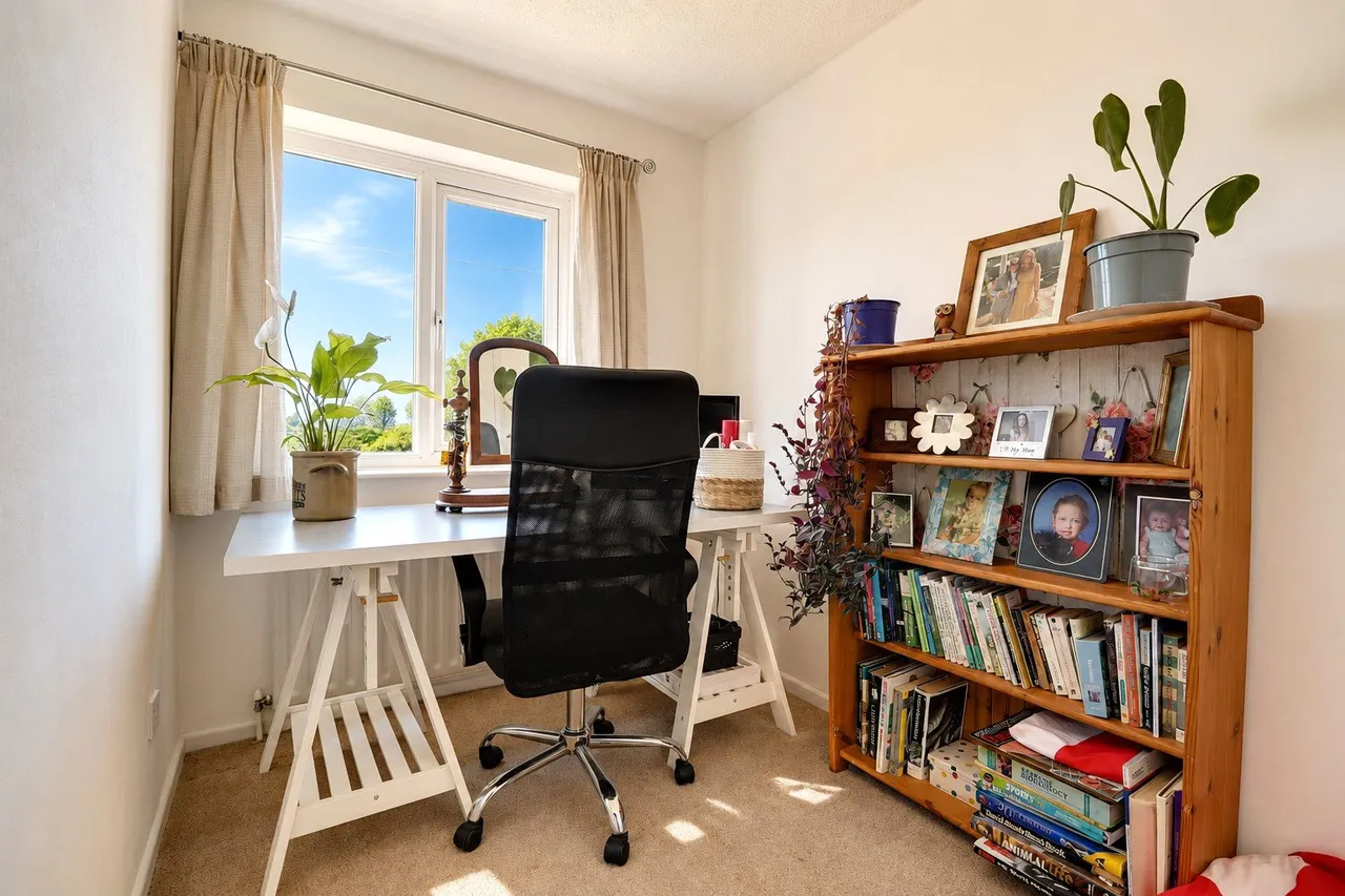 Barton Meadow Road, High Bickington, EX37, photo 15