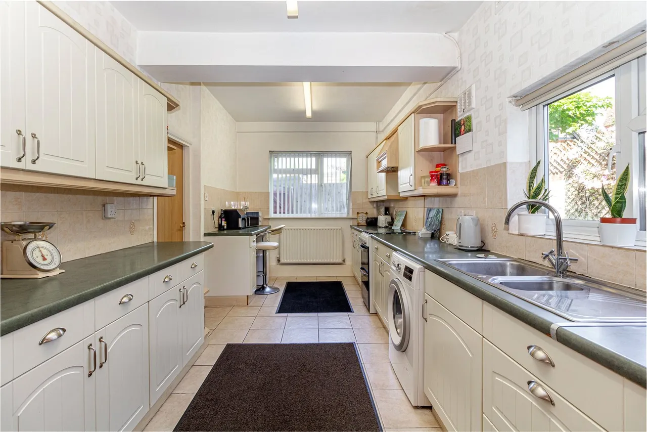 New Road, Astwood Bank, Redditch, Worcestershire, B96 6AW, photo 3