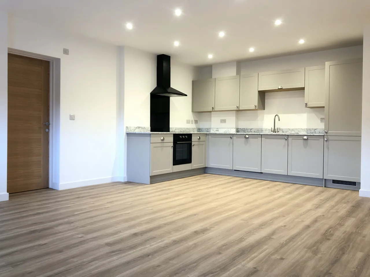 Newport Road, ST16, photo 5