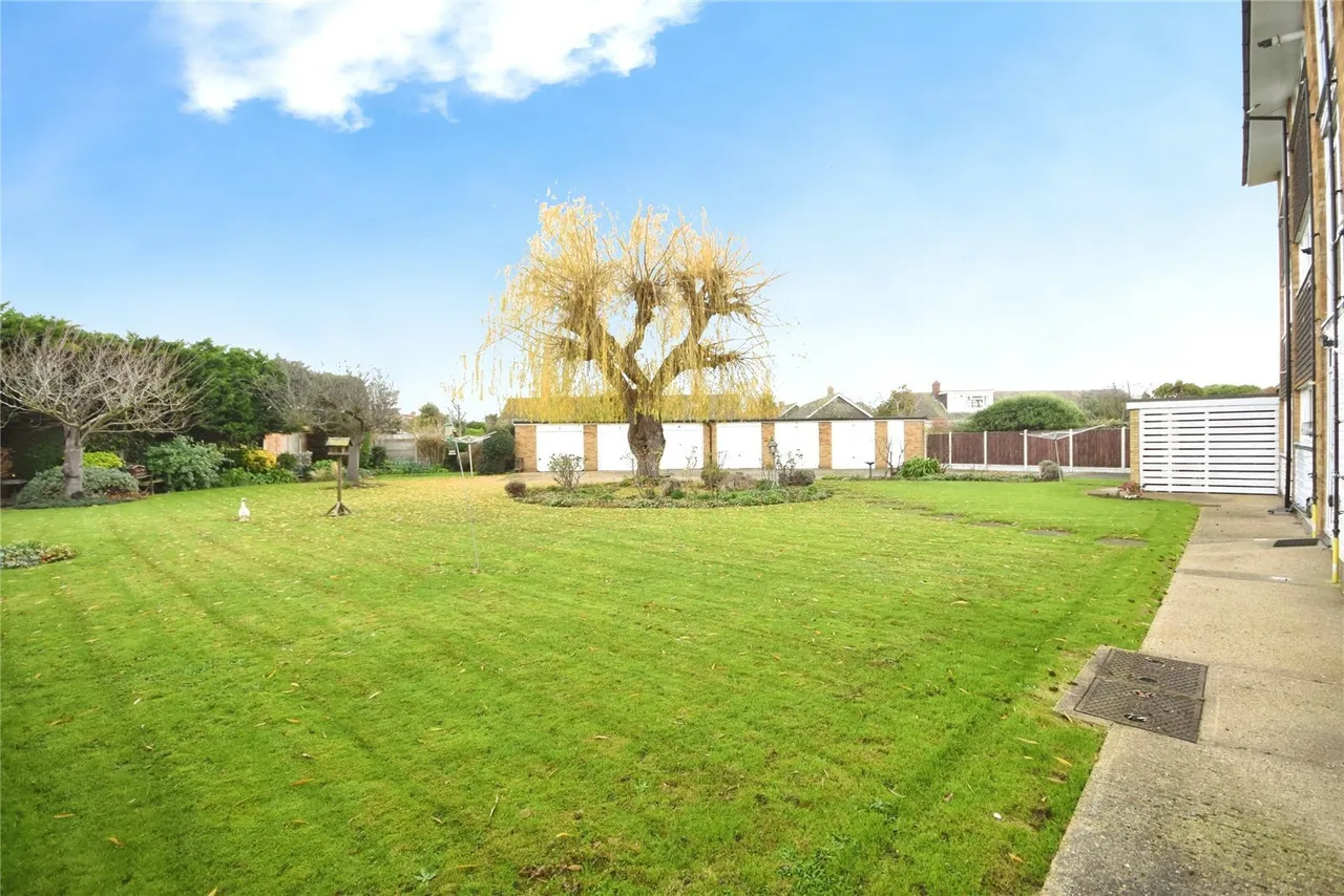 Dungannon Chase, Thorpe Bay, Essex, SS1, photo 20