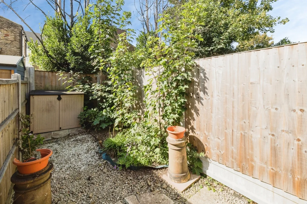 Caulfield Road, East Ham, London, E6, photo 15