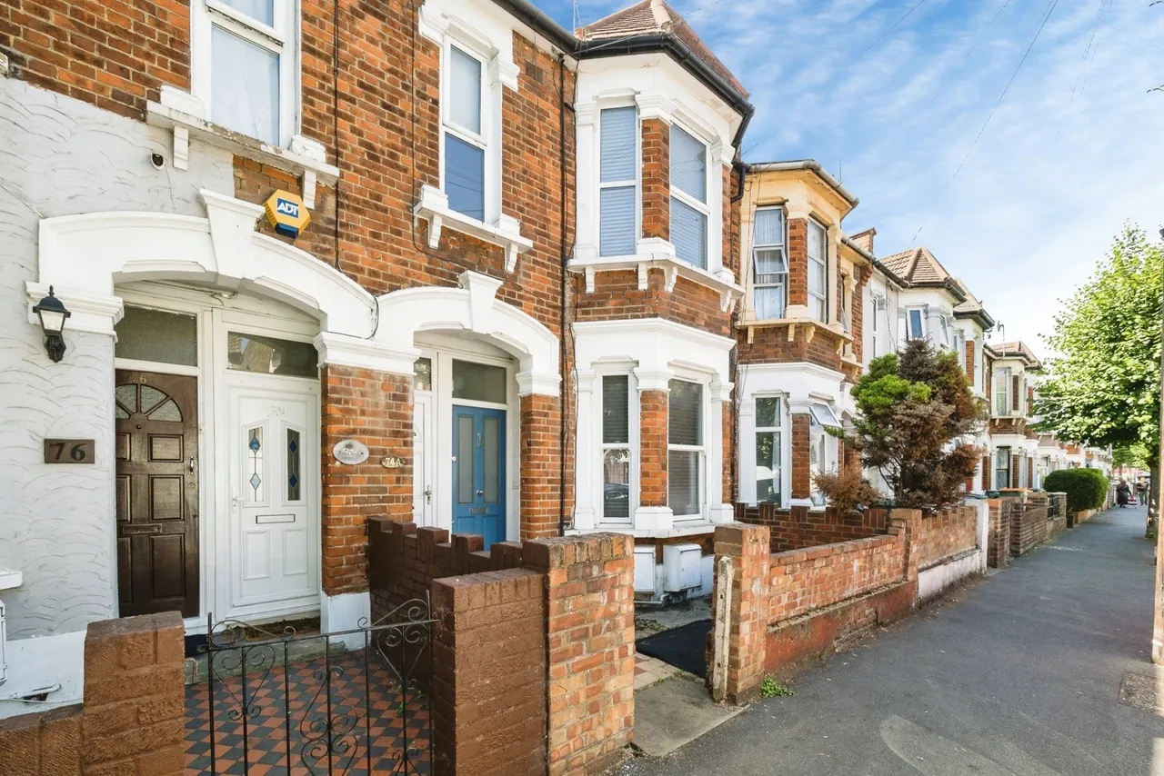 Caulfield Road, East Ham, London, E6, photo 17