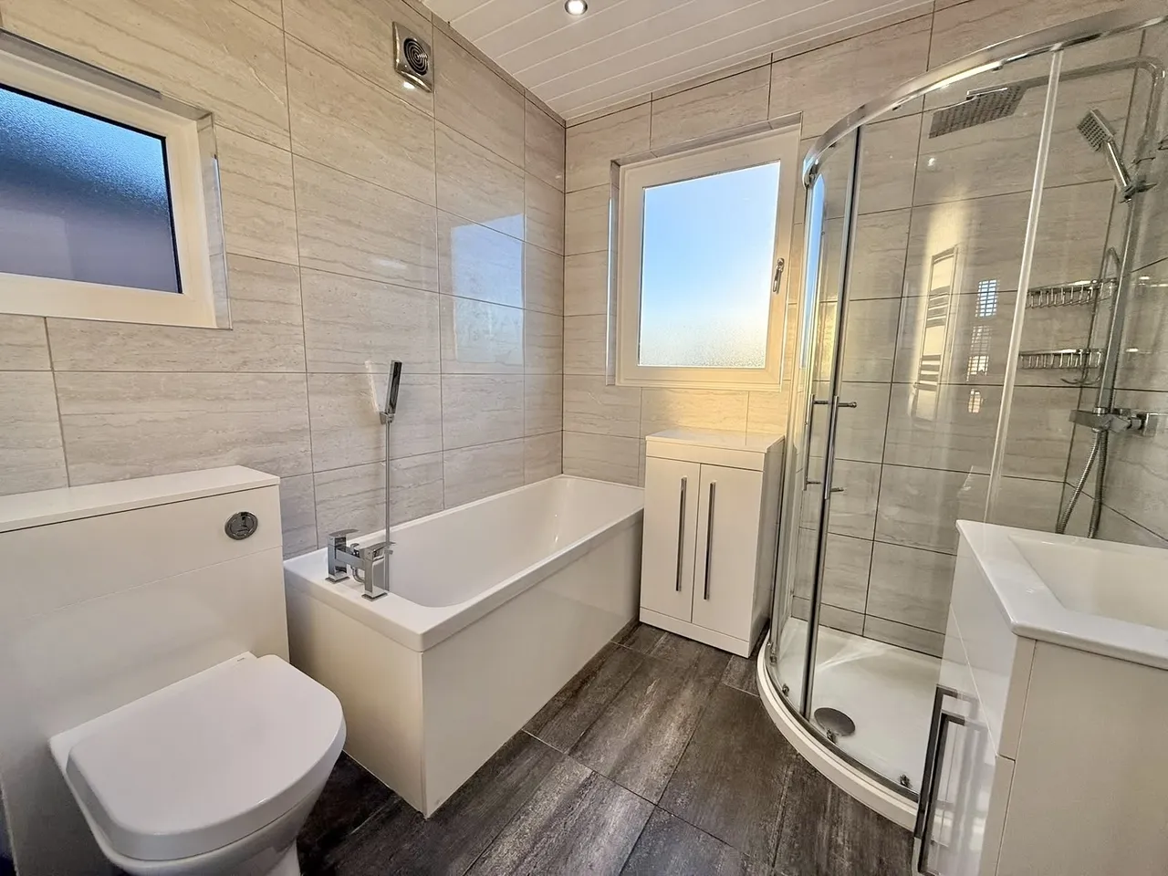 Windermere Road, Dewsbury, WF12, photo 7