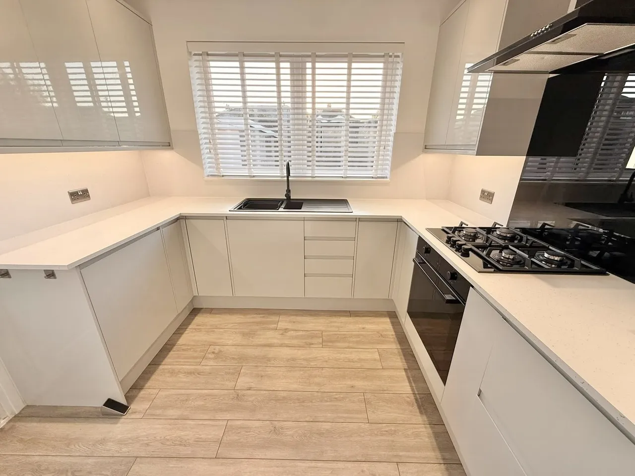 Windermere Road, Dewsbury, WF12, photo 3