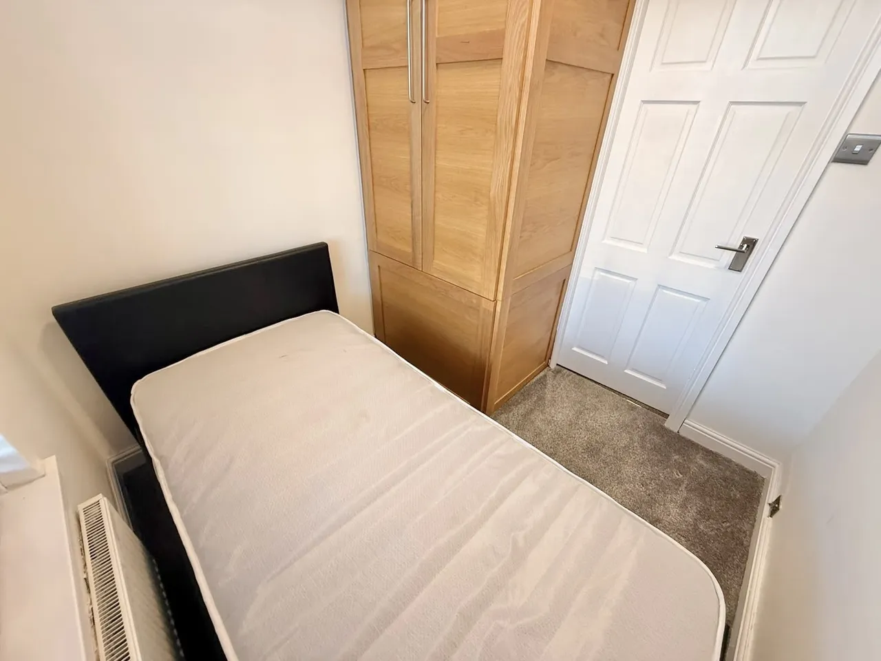 Windermere Road, Dewsbury, WF12, photo 8