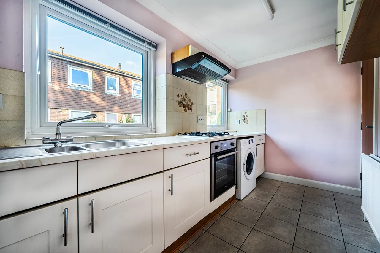Gerrards Cross Road, SL2, photo 20
