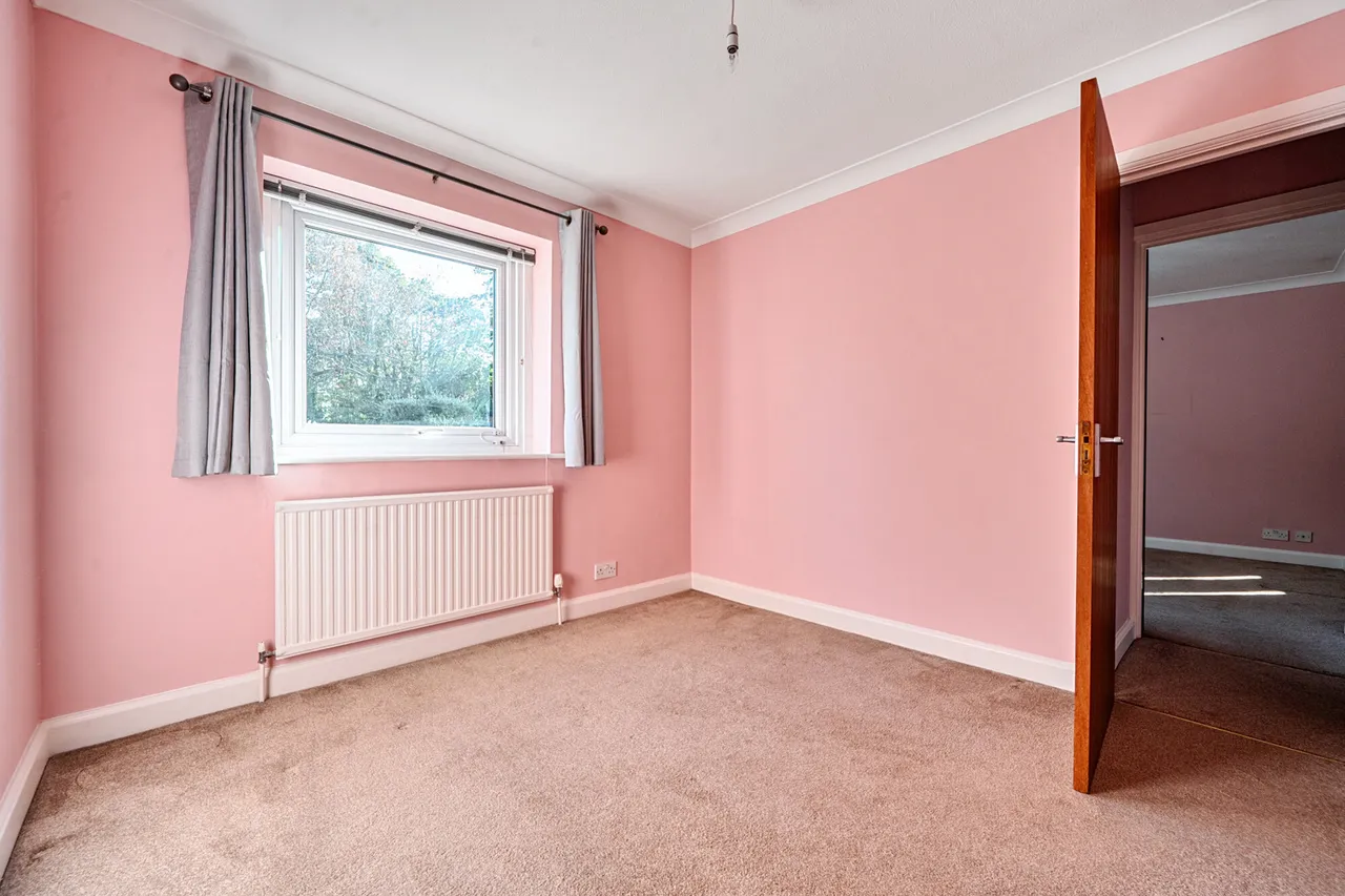 Gerrards Cross Road, SL2, photo 8