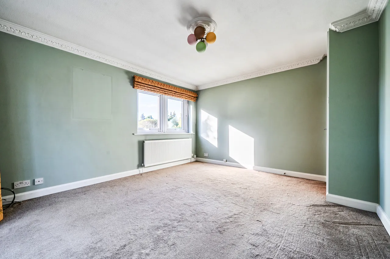 Gerrards Cross Road, SL2, photo 17