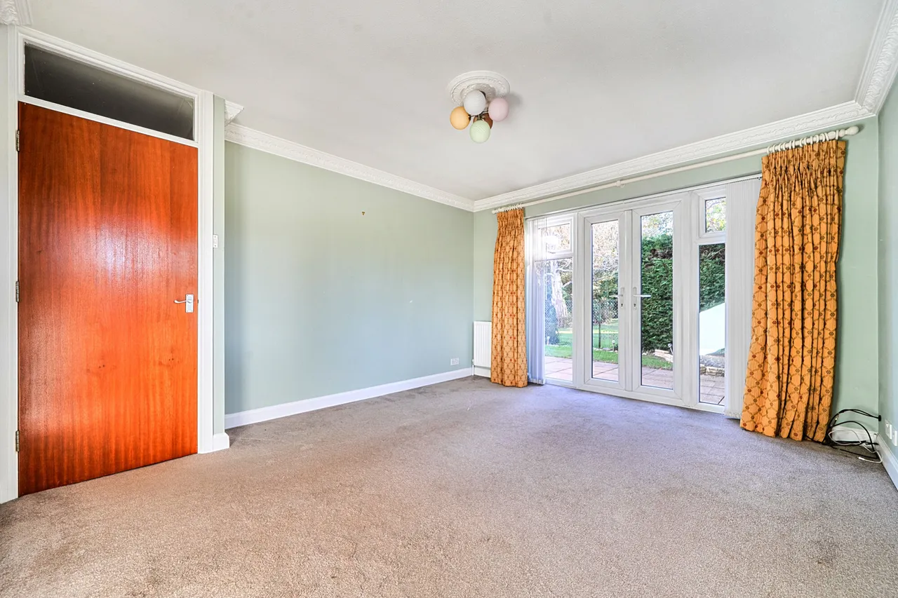 Gerrards Cross Road, SL2, photo 18
