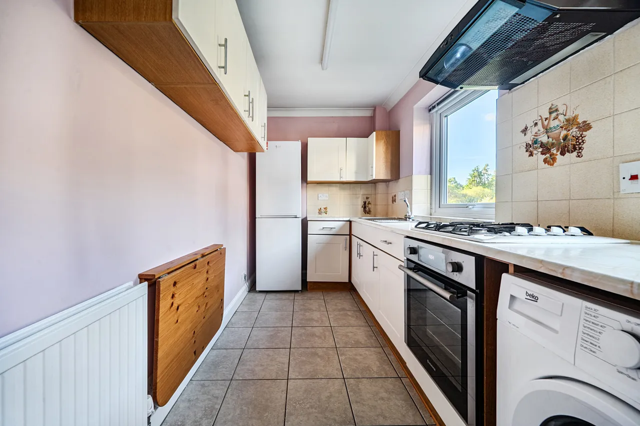 Gerrards Cross Road, SL2, photo 6