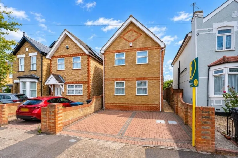 4 bed house to rent, Worthington Road, Surbiton, KT6