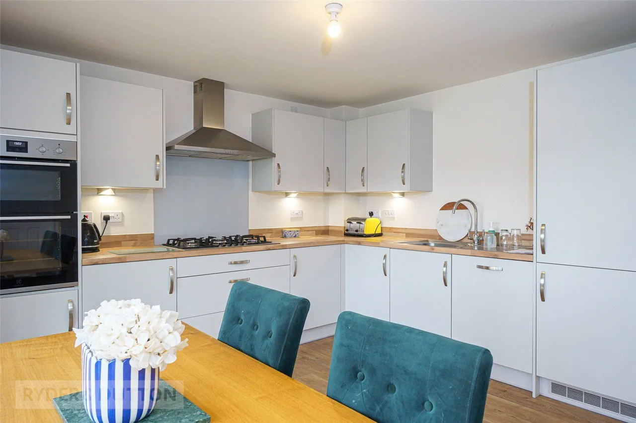 Bowland Close, Honley, HD9, photo 7