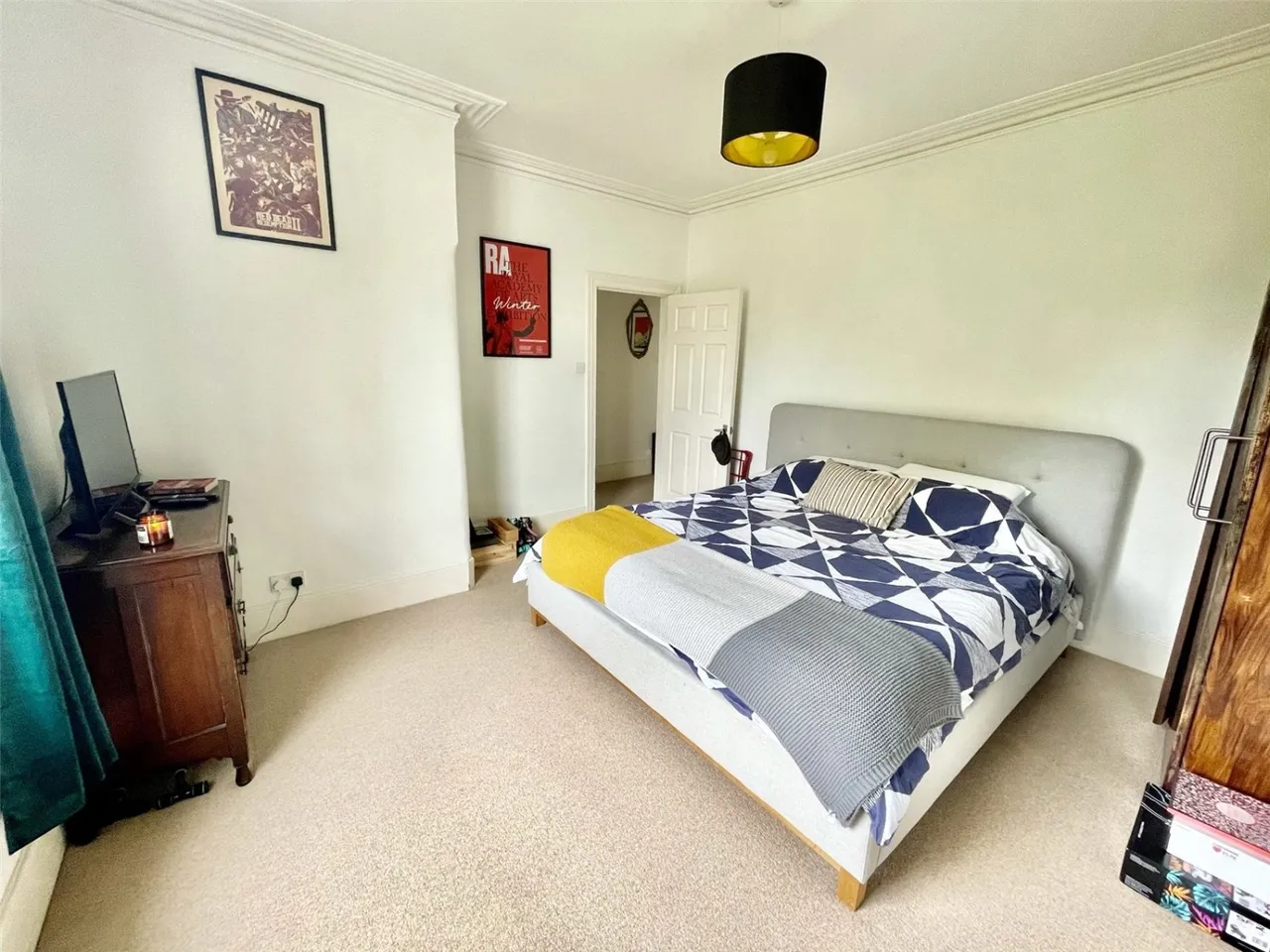 High Road, London, N22, photo 7
