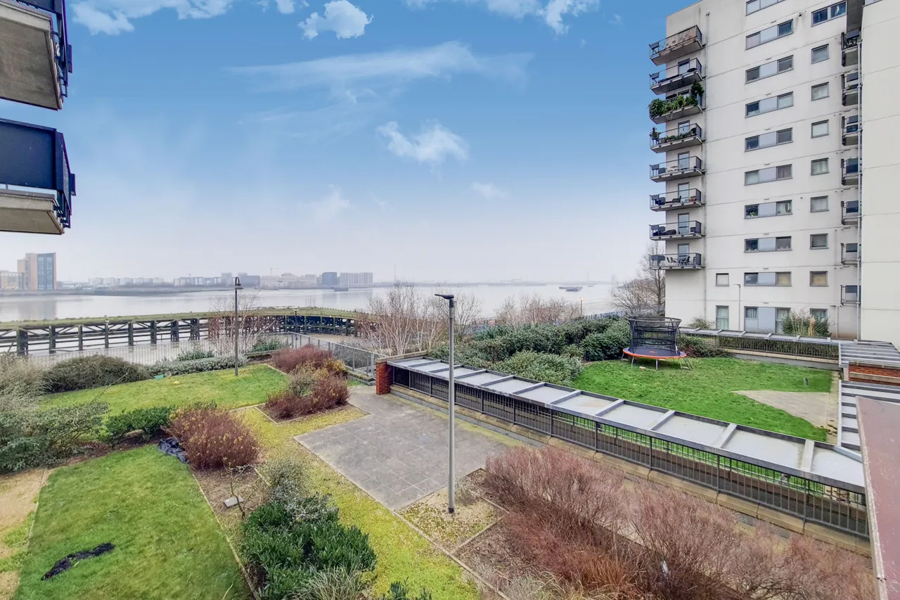 19 Tideslea Tower, Erebus Drive, London, photo 12