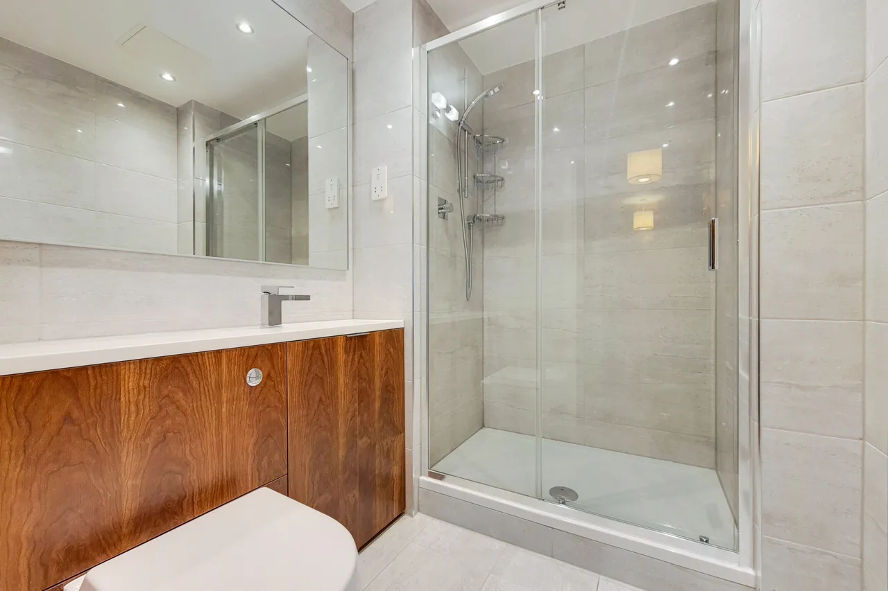 19 Tideslea Tower, Erebus Drive, London, photo 5