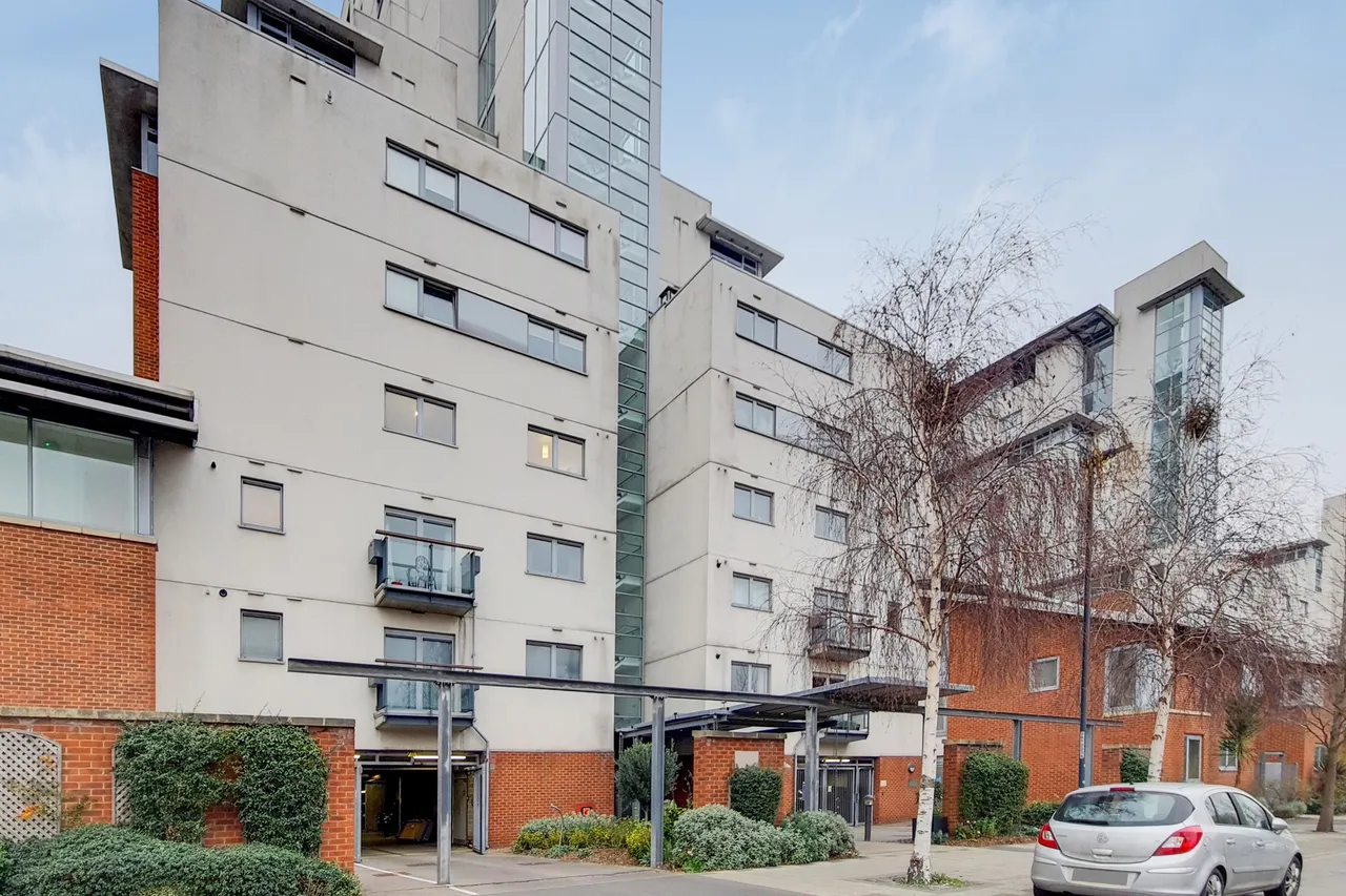 19 Tideslea Tower, Erebus Drive, London, photo 2
