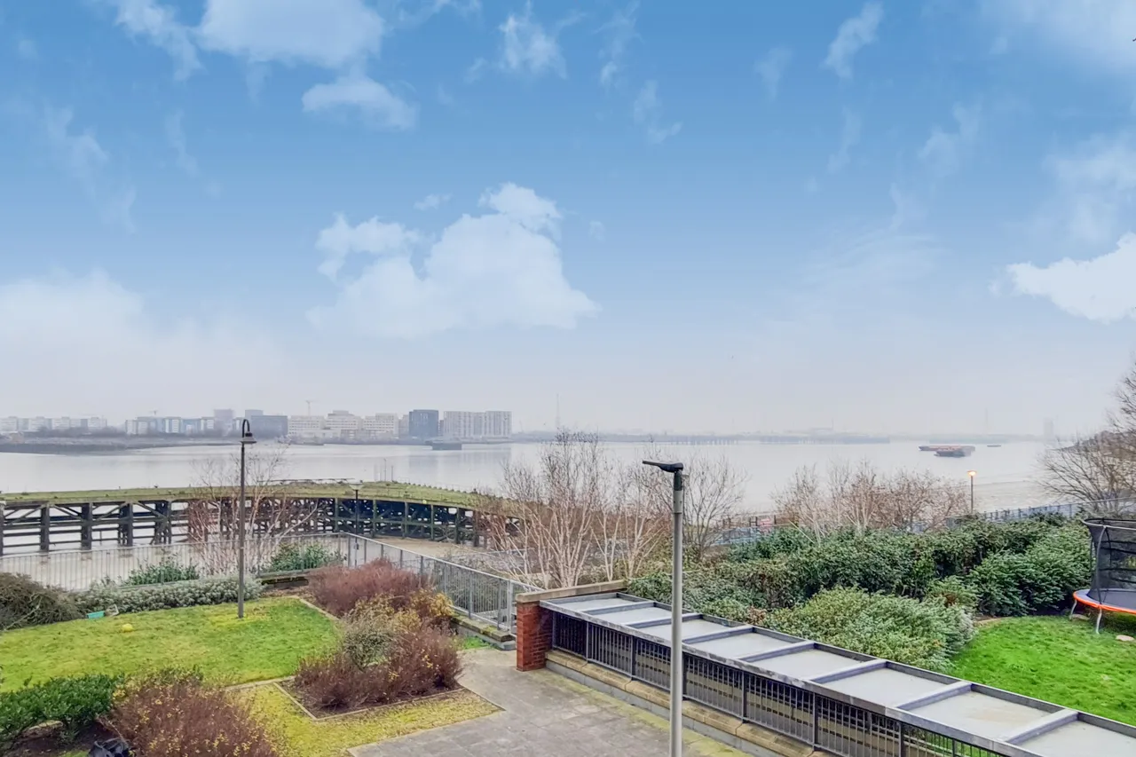 19 Tideslea Tower, Erebus Drive, London, photo 11