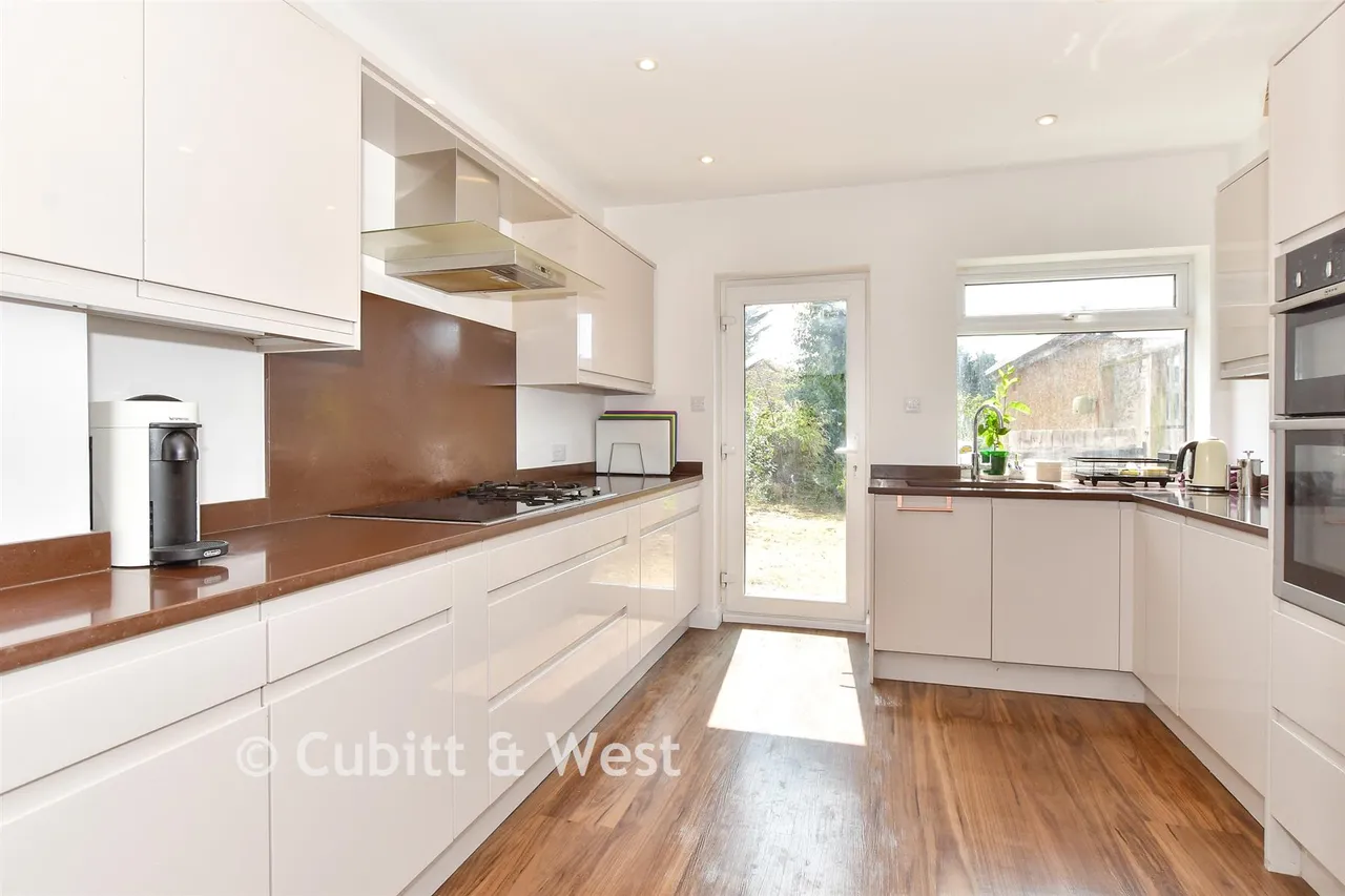 Prices Lane, Reigate, RH2, photo 2