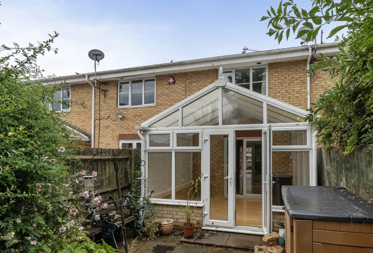 Bancroft Chase, Hornchurch, RM12 4DP, photo 15