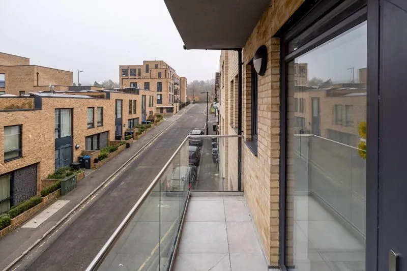 Station Approach Road, Coulsdon, photo 6