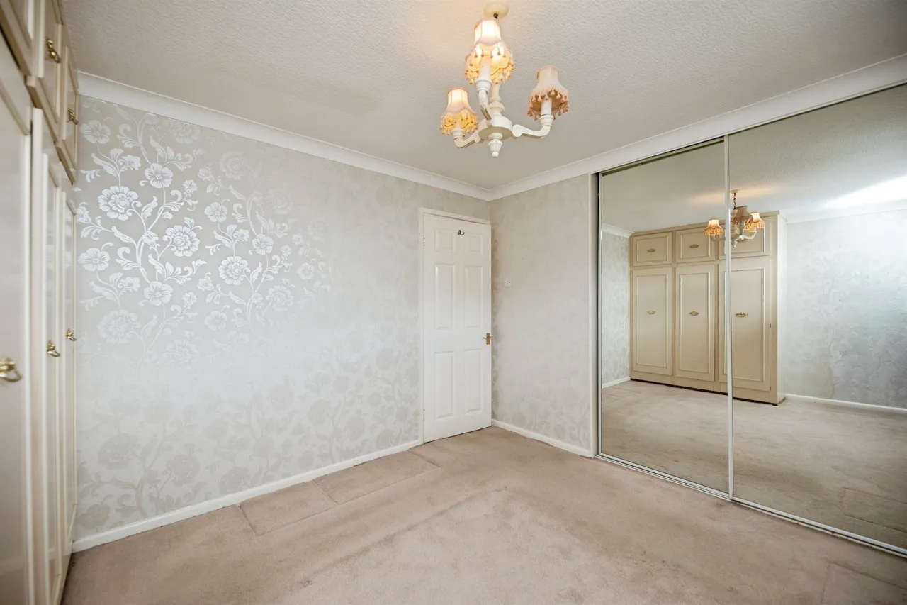 East Dale Close, Hemsworth, WF9, photo 5