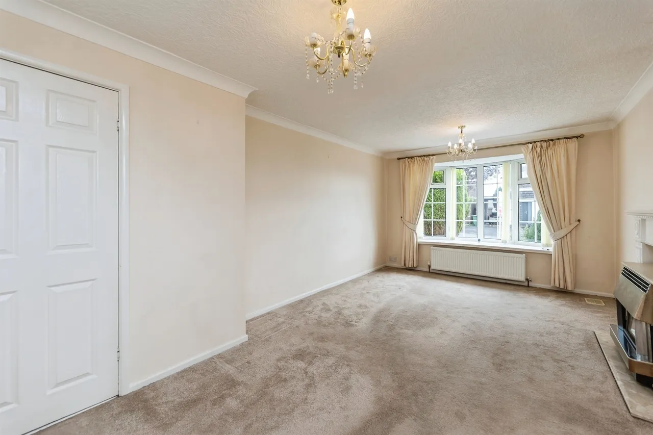 East Dale Close, Hemsworth, WF9, photo 4