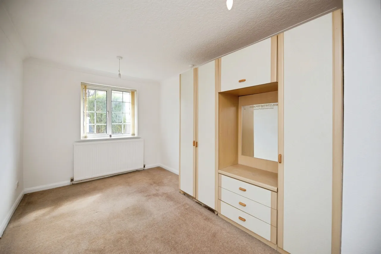 East Dale Close, Hemsworth, WF9, photo 7