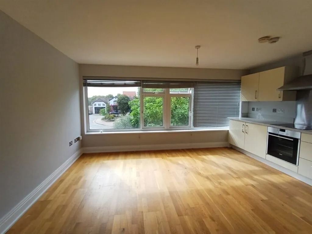 Anyards Road, COBHAM, photo 6