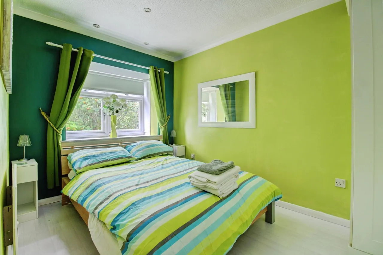 Sunbury Avenue, Lichfield, WS14, photo 9