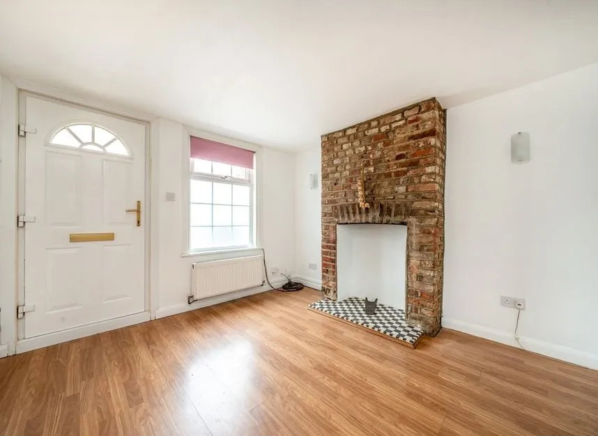 Station Road, Hounslow, TW3, photo 4