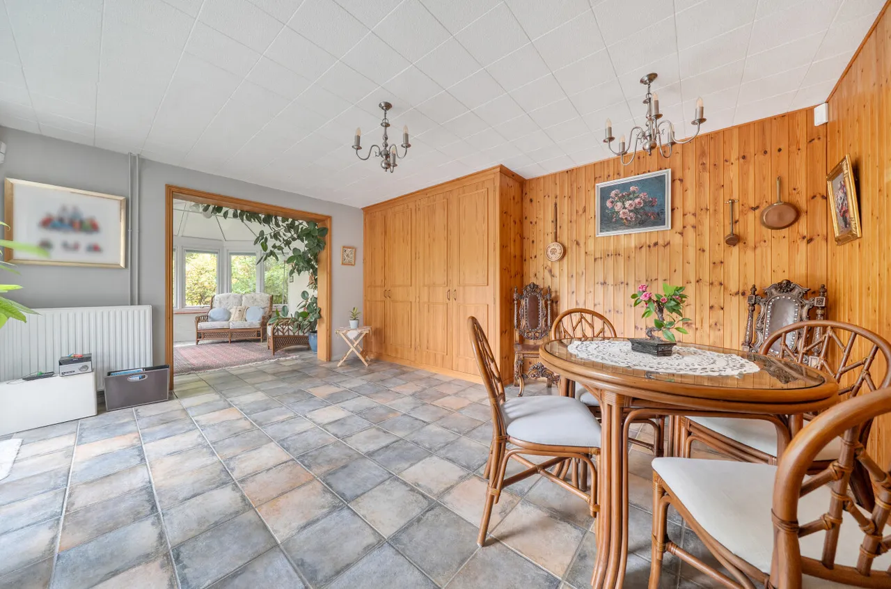 Pinewood Gardens, Bagshot, GU19, photo 4