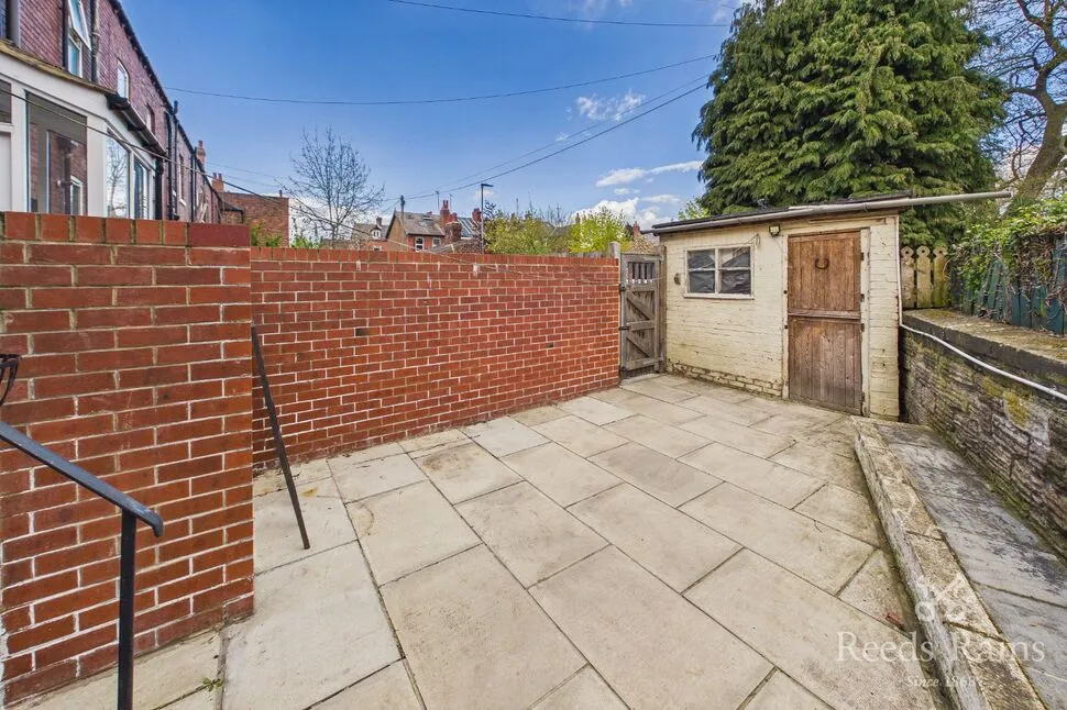 Denby Dale Road, Wakefield, West Yorkshire, WF2, photo 11