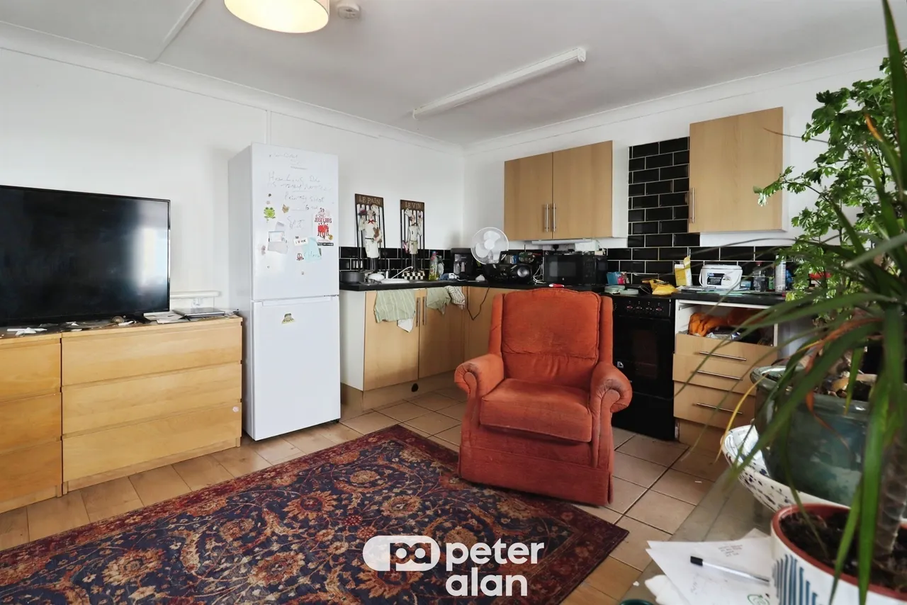 Railway Street, Cardiff, CF24, photo 4