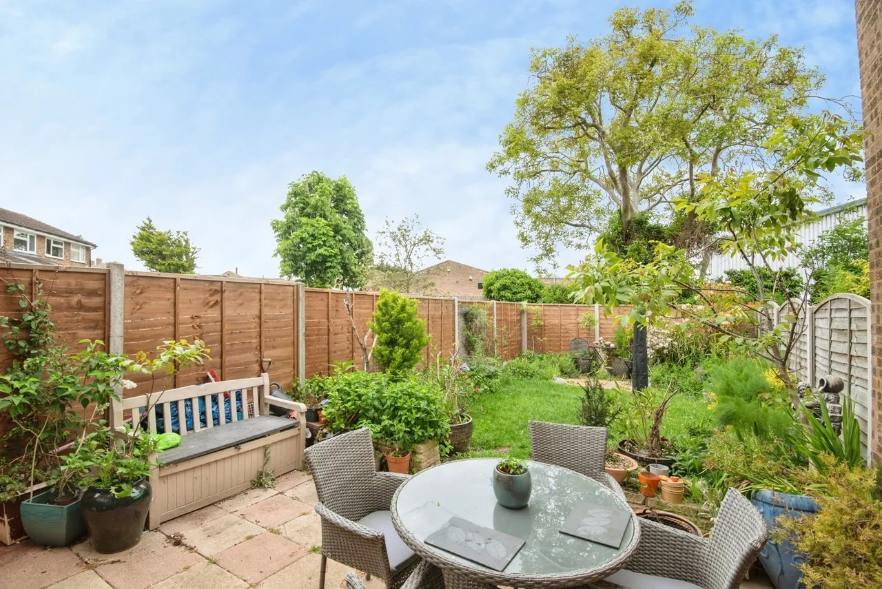 Saxon Avenue, Stotfold, Hitchin, Bedfordshire, SG5, photo 11