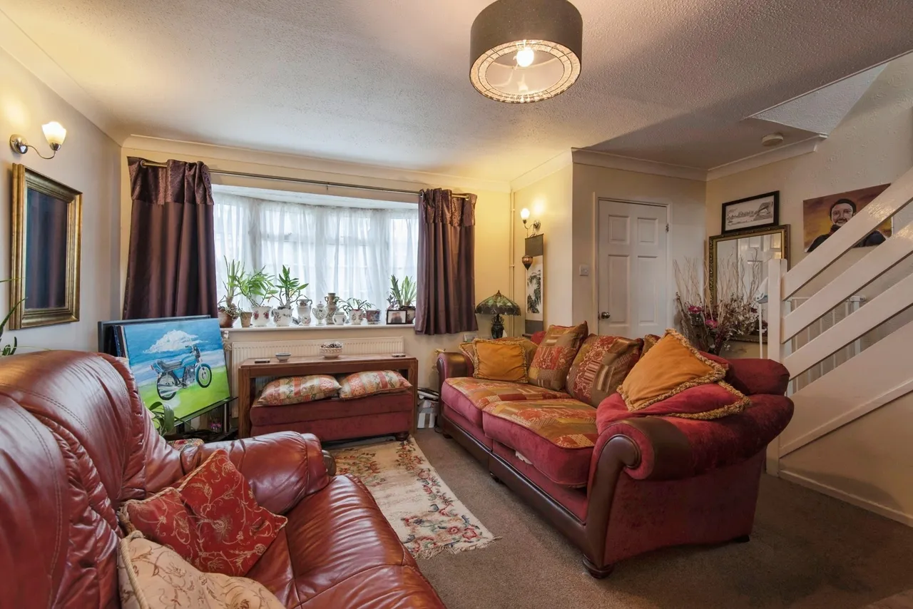 Saxon Avenue, Stotfold, Hitchin, Bedfordshire, SG5, photo 3