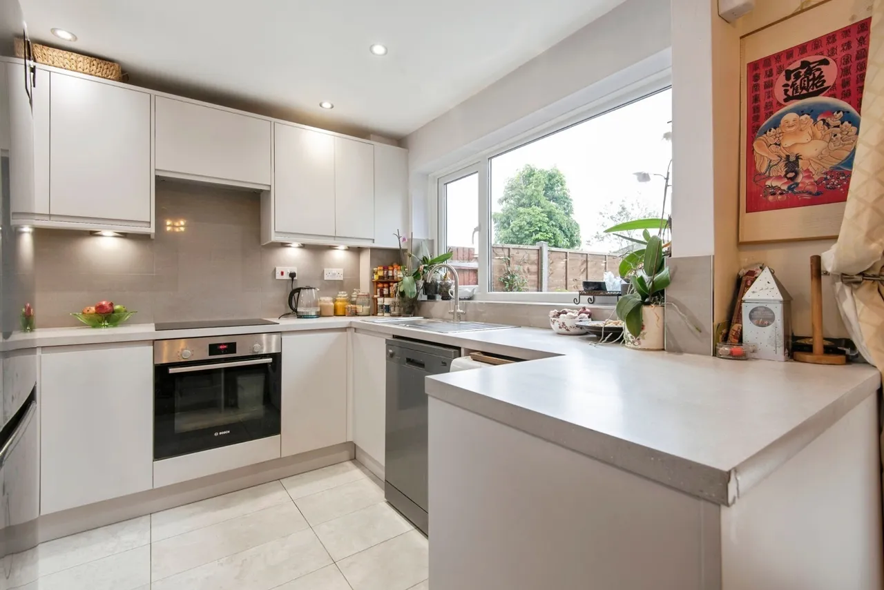 Saxon Avenue, Stotfold, Hitchin, Bedfordshire, SG5, photo 6