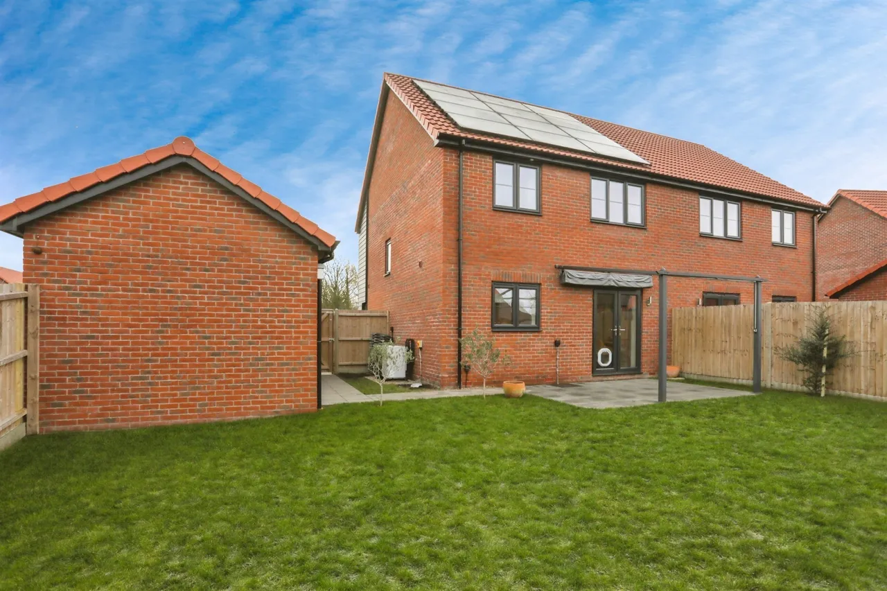 Castell Road, Bacton, IP14, photo 16