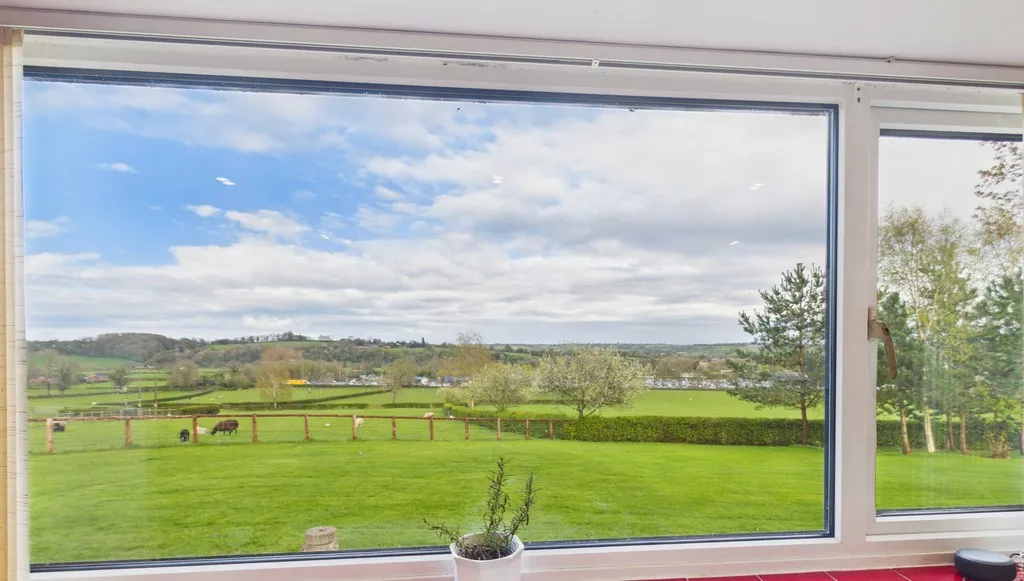 Taylors Lane, Denstone, photo 7