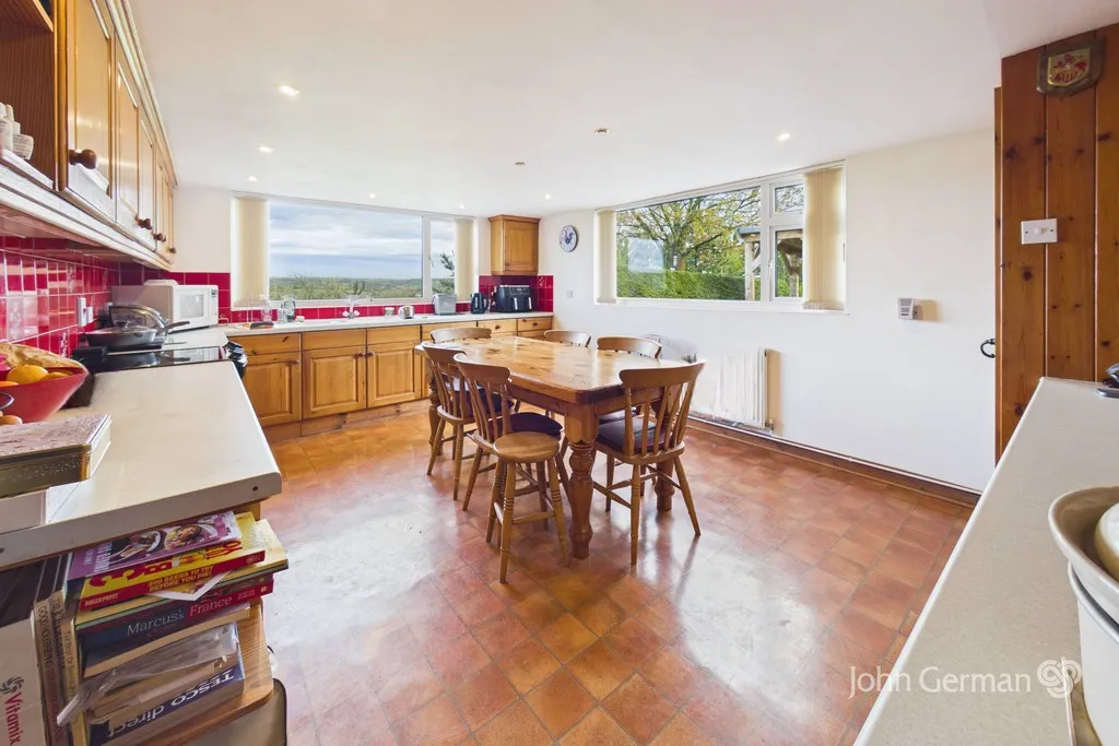Taylors Lane, Denstone, photo 8