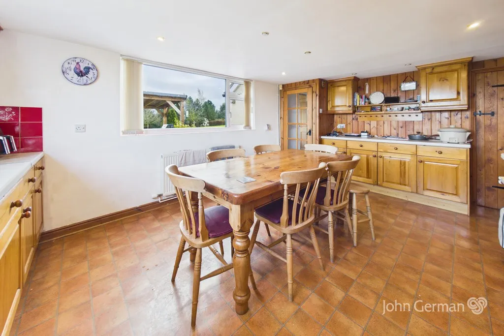 Taylors Lane, Denstone, photo 11